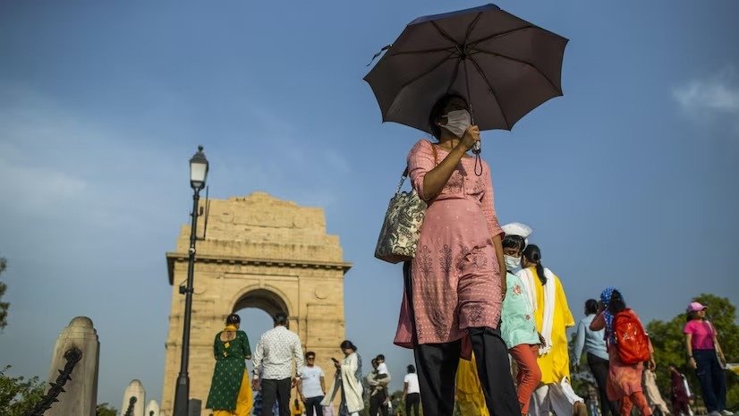 IMD Issues 'Red Alert' for Delhi as Temperature Crosses 47 Degrees Celsius